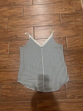Black and white stripe express tank top size small